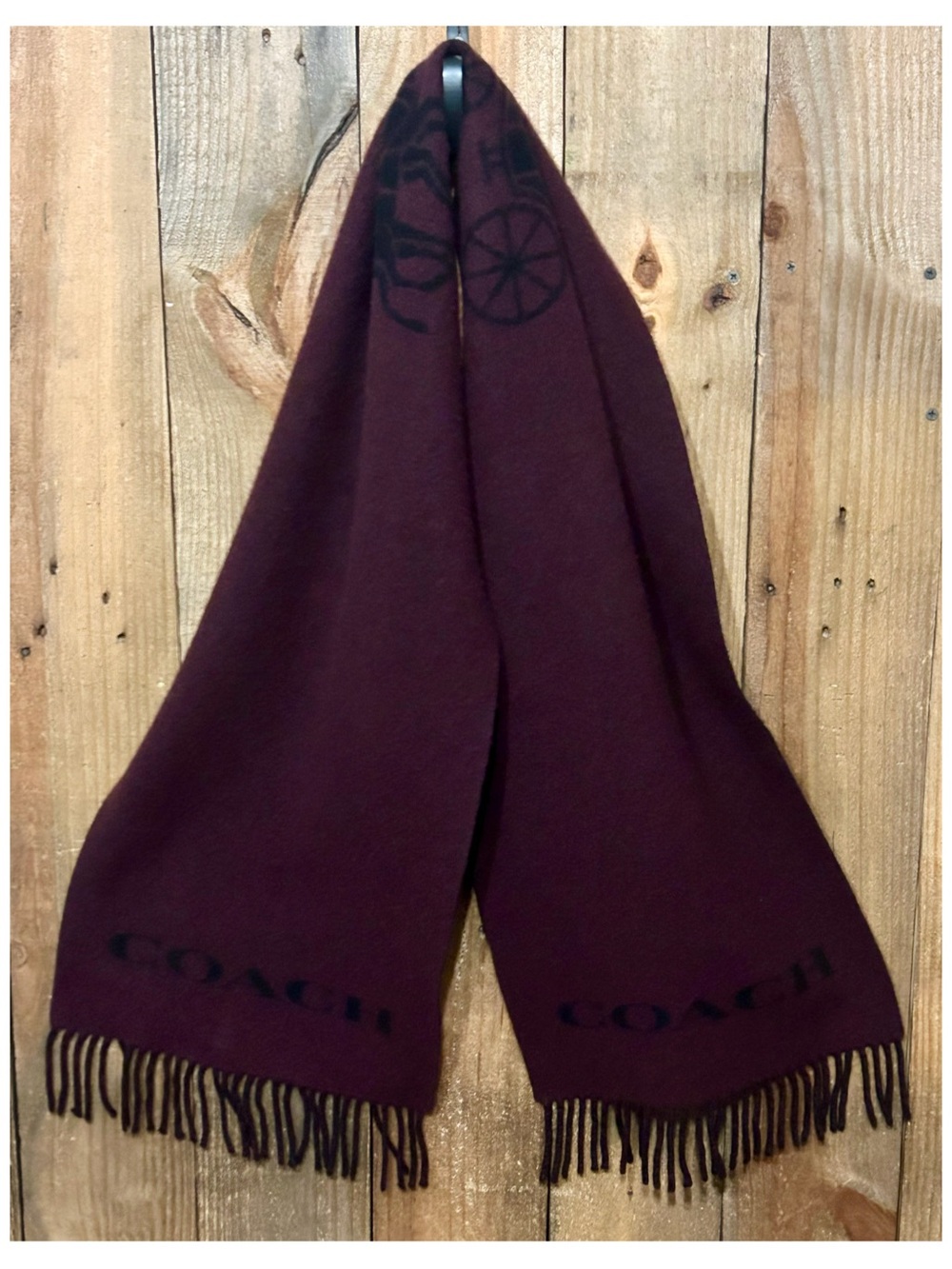COACH Double Faced Cashmere Muffler Scarf (CB694). - Picture 4 of 12